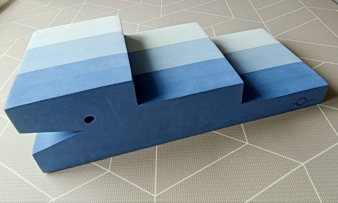 ボーネルンド ボブルス ワニ ブルー 青　水色 クロコダイル 階段 ステップ