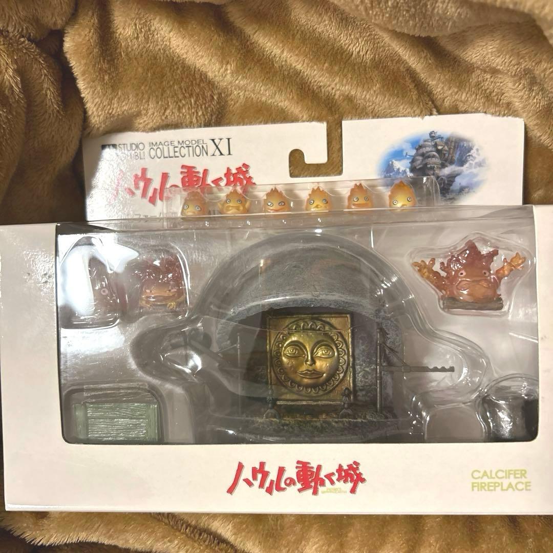 ハウルの動く城 カルシファー 暖炉 コミニカ フィギュア - メルカリ