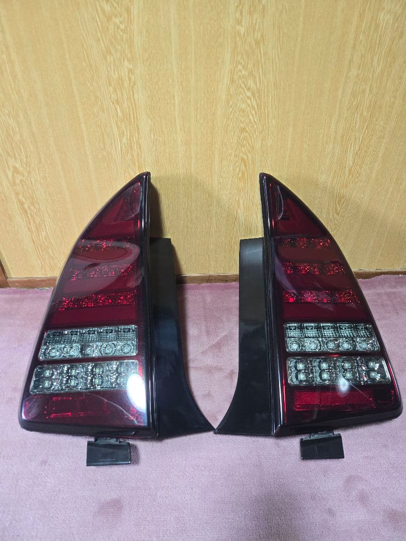 30プリウス クリスタルアイファイバーフルLEDテール　2個セット 楽天市場】クリスタルアイ プリウス30系 前期 後期 プリウスPHV