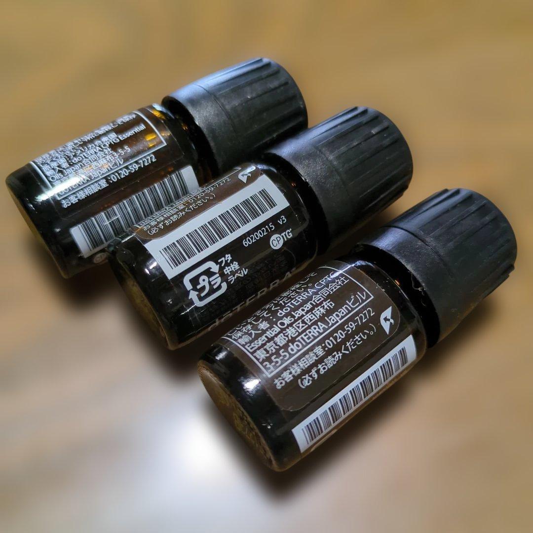 doTERRA エッセンシャルオイル 3本セット - メルカリ