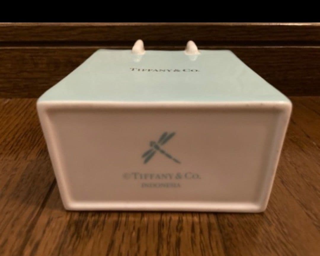 ティファニー ショッピングバッグ型置物 陶器 - メルカリ