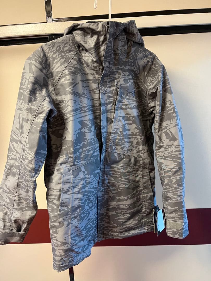 UNDER ARMOURメンズ ジャケット スキースノボウェア アウター 686（シックスエイトシックス） メンズ スノーボードウェア ジャケット