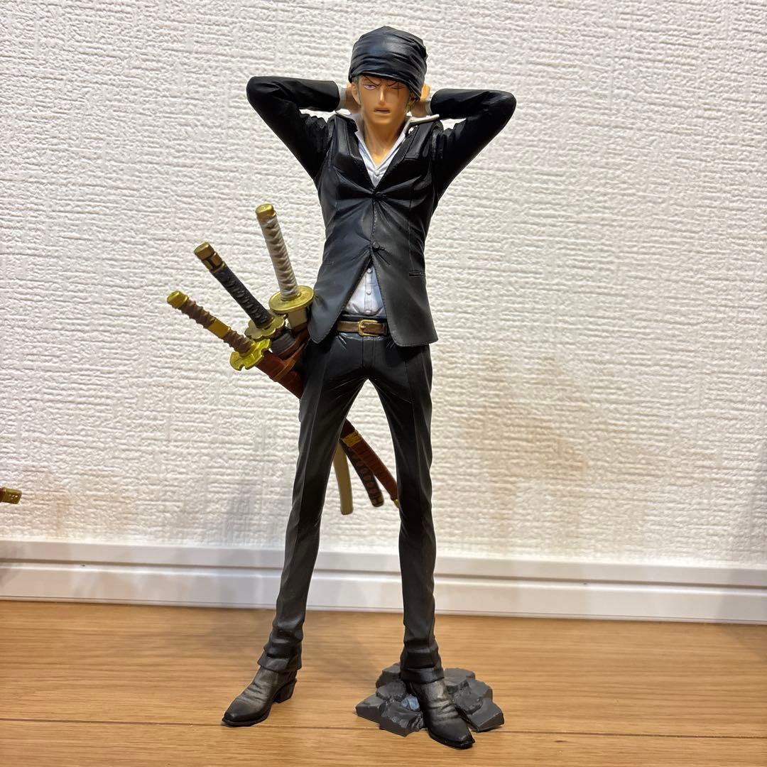ワンピース ゾロ キングオブアーティスト フィギュアセット - メルカリ