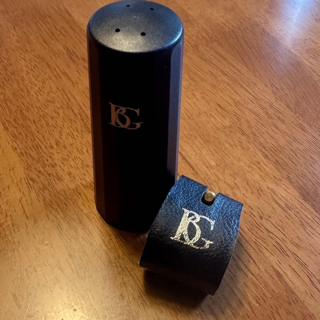 テナーサックス　リガチャー