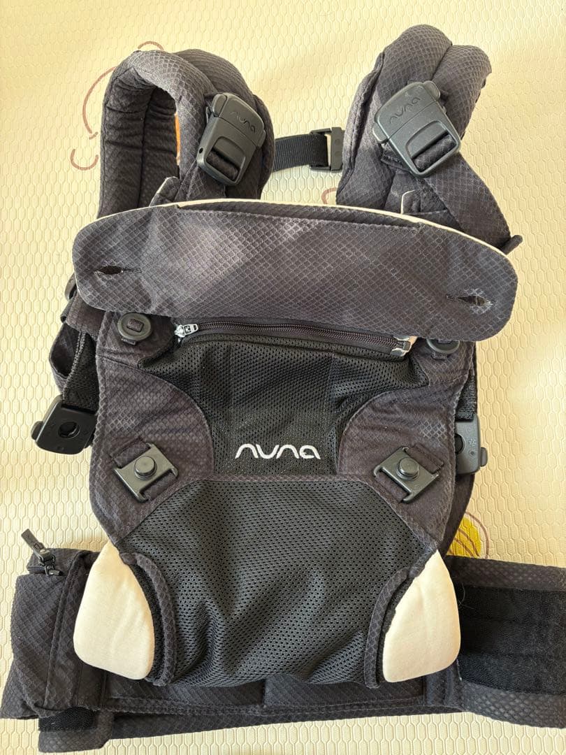 NUNA Cudl 抱っこ紐 ブラック - メルカリ