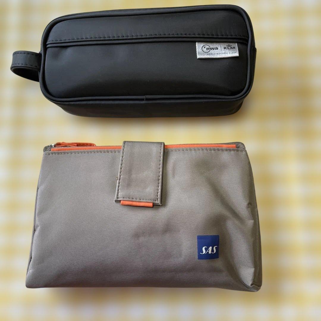 KLM とSASのビジネスクラスアメニティポーチセット(1) - メルカリ