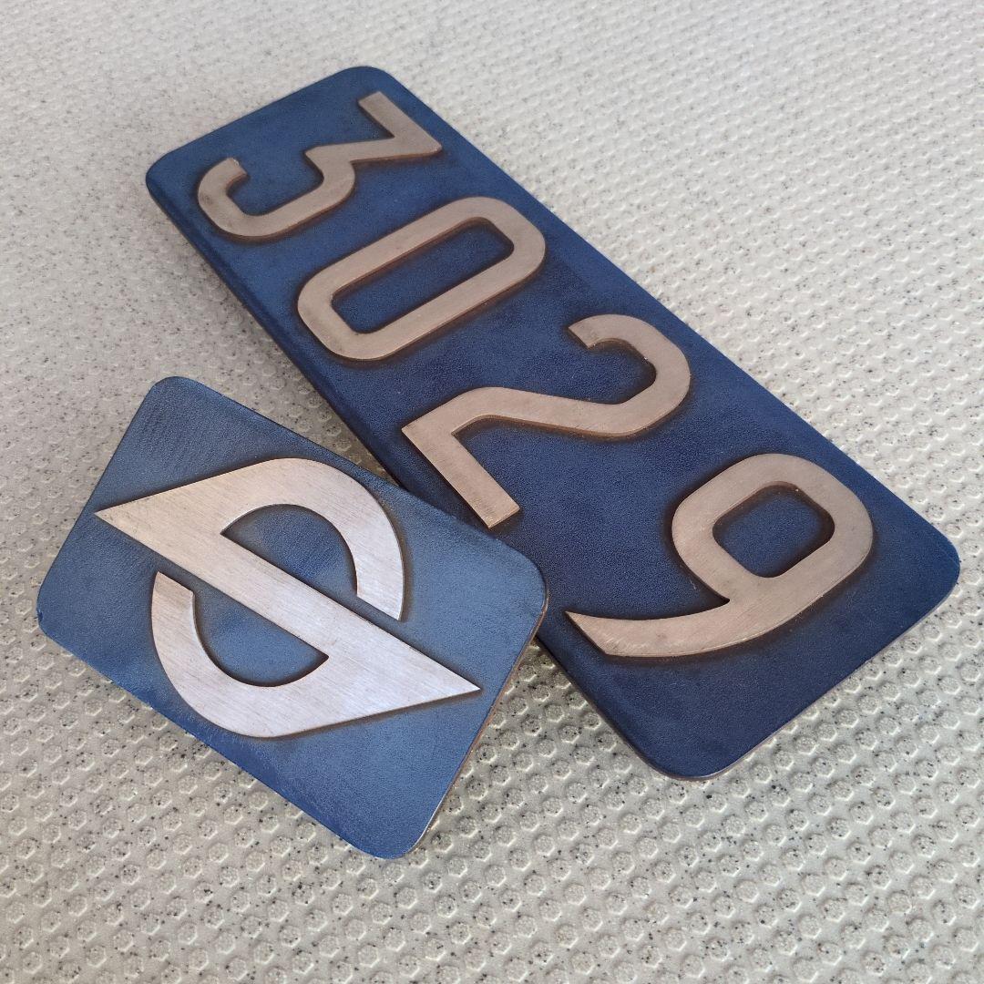 鉄道グッズ：鉄道プレート 営団地下鉄 営団3000系車番、Sマーク(実車取外品)