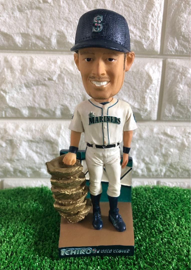 MLB 2007 イチロー GOLD GLOVE BOBBLEHEAD