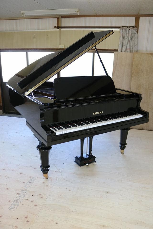 グランドピアノ【ヤマハ NO.25】販売　新春セール♪ ヤマハ グランドピアノ C1X | CXシリーズ＆TDシリーズ | 大阪・本町の
