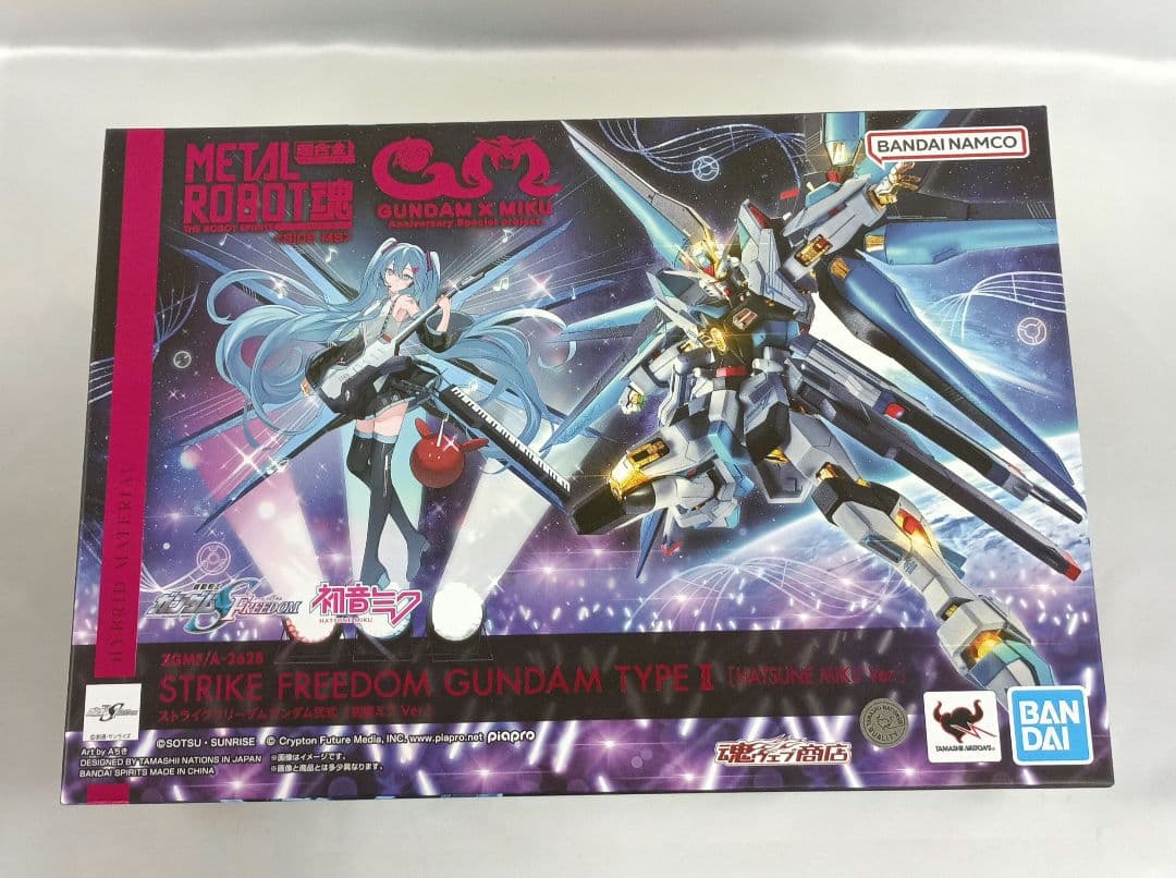 L ROBOT魂 ストライクフリーダムガンダム弐式 初音ミク Ver