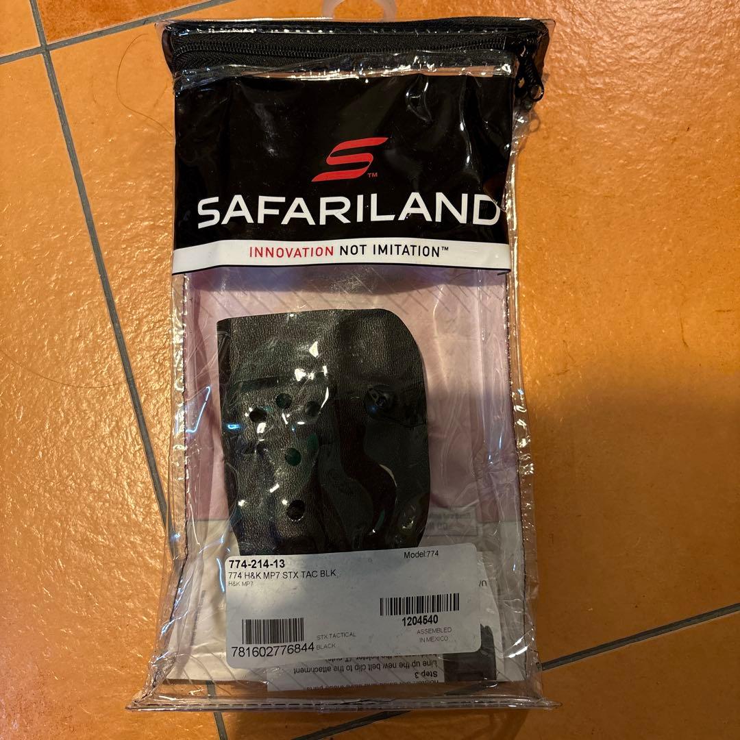 実物SAFARILAND MP7専用マガジンホルスター　(yama) 送料無料 実物新品 Safariland サファリランド 6004-77 SIG P226