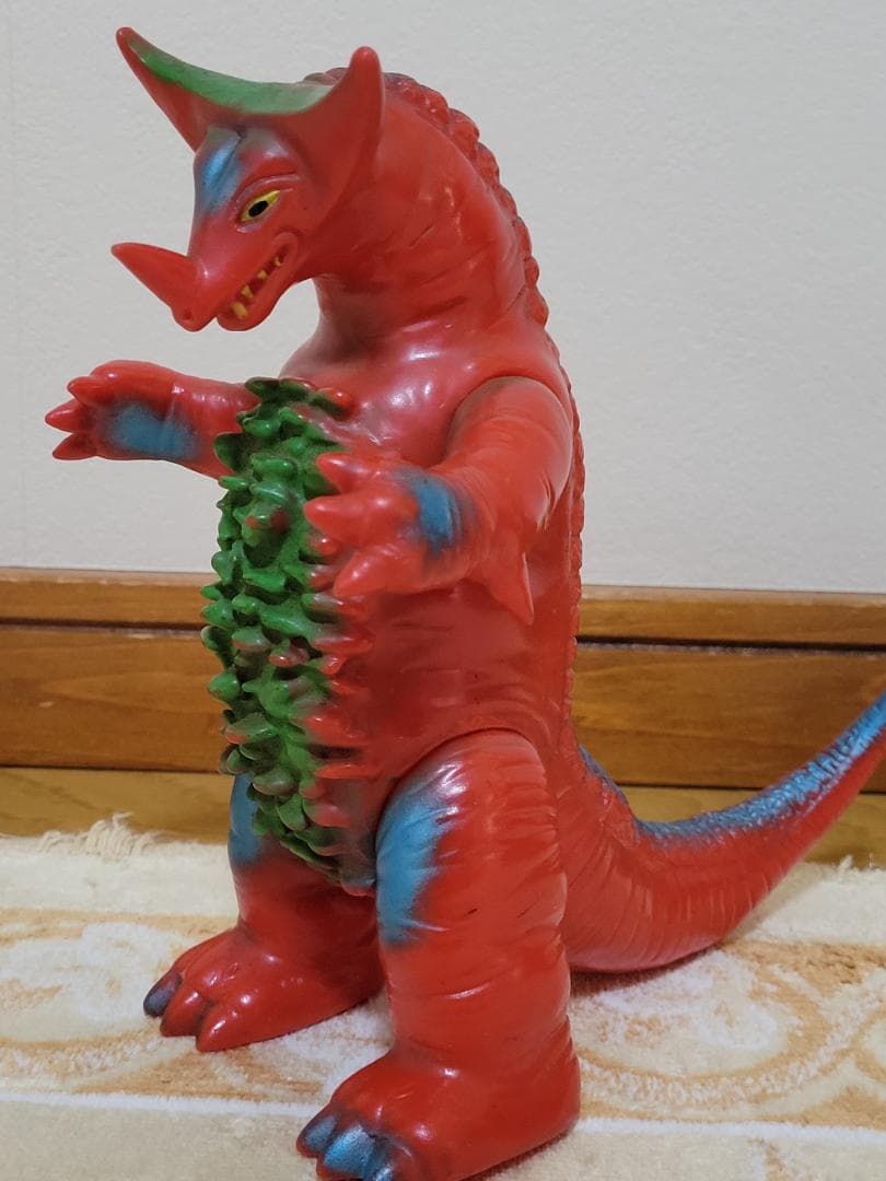 BULLMARK ブルマァク ゴモラ ソフビ ソフビ/ブルマァク BULLMARK/ウルトラマン/ゴモラ/レトロカラー｜墓場