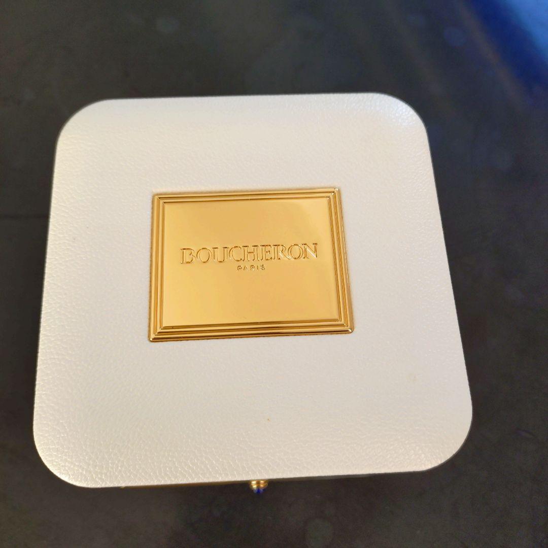 ブシュロン BOUCHERON ネックレスケース 外箱 空箱 ジュエリーケース