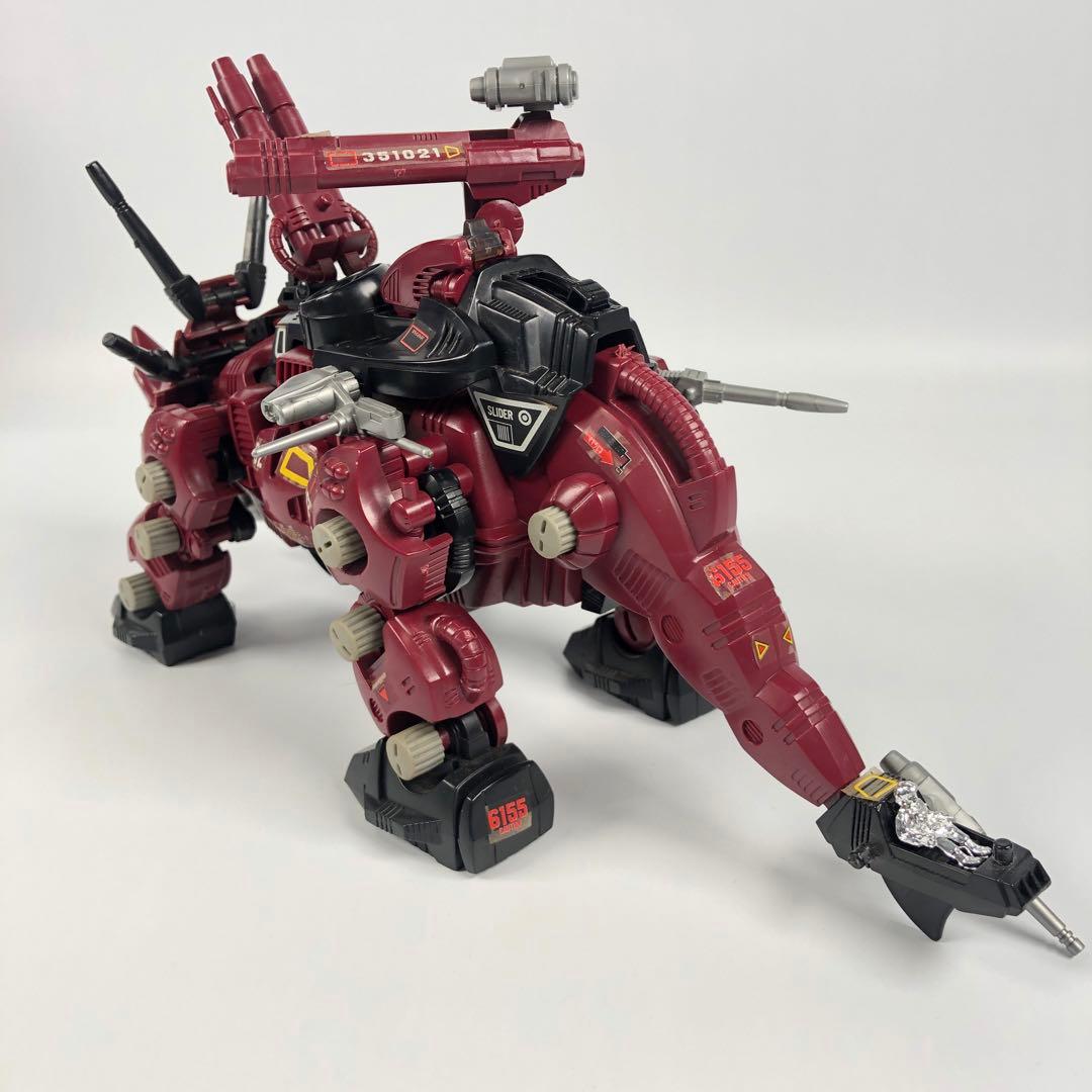 TOMY メカ生体ゾイド レッドホーン(恐竜型) 重装甲突撃機械獣 - メルカリ