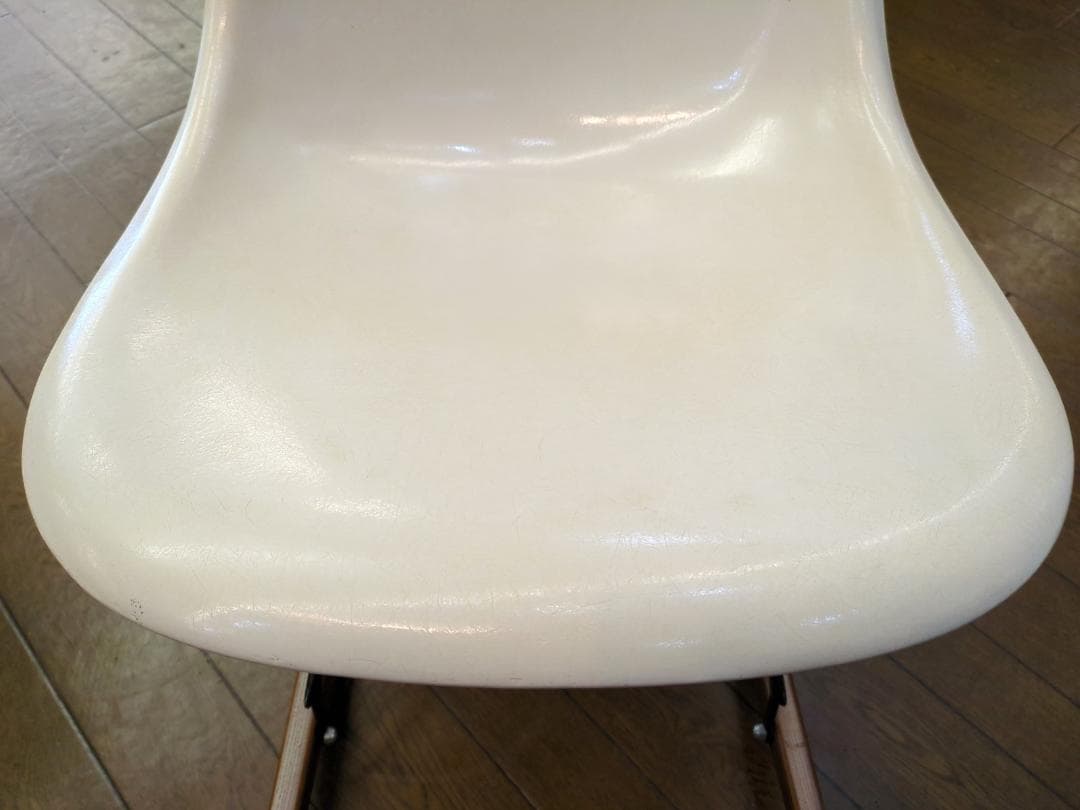 即購入可〉ハーマンミラー イームズ チェア ホワイト 現状渡し - メルカリ