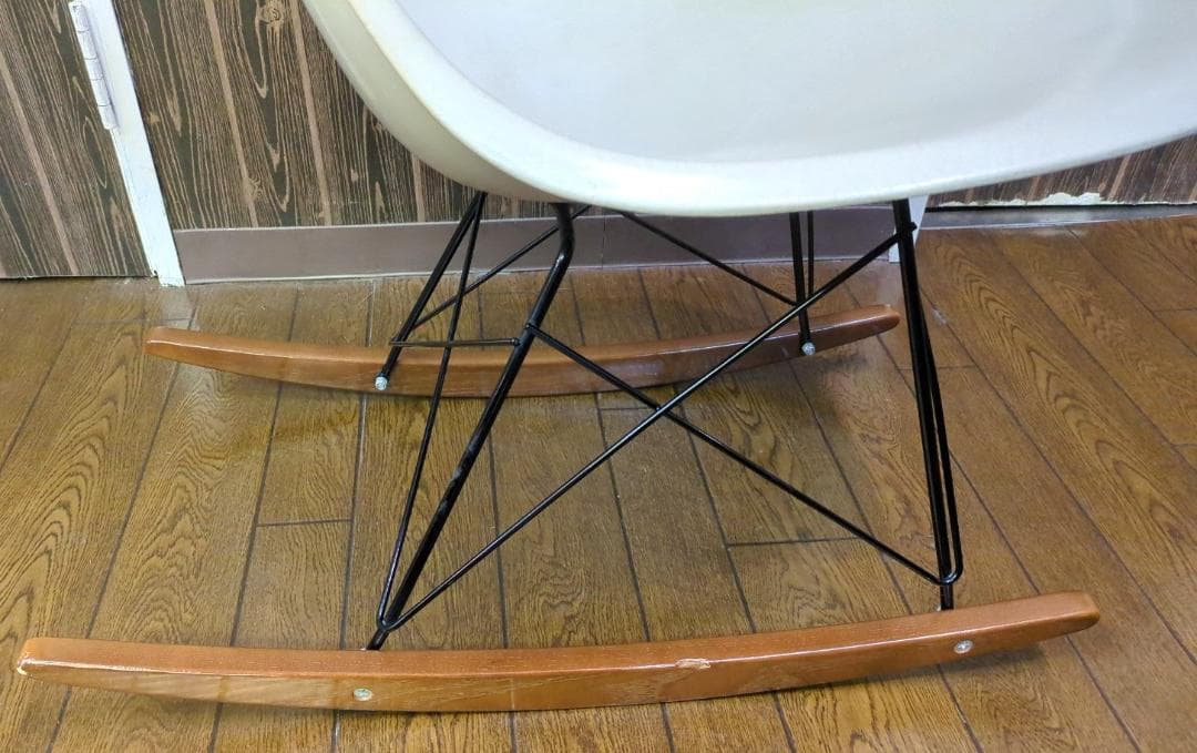 即購入可〉ハーマンミラー イームズ チェア ホワイト 現状渡し - メルカリ