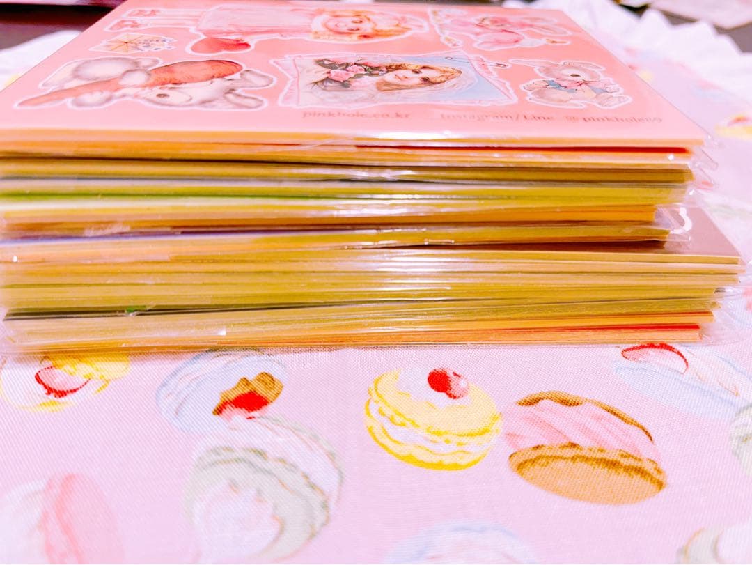 ブッチ様専用 国内作家 メモ、韓国ステッカーまとめ売り - メルカリ