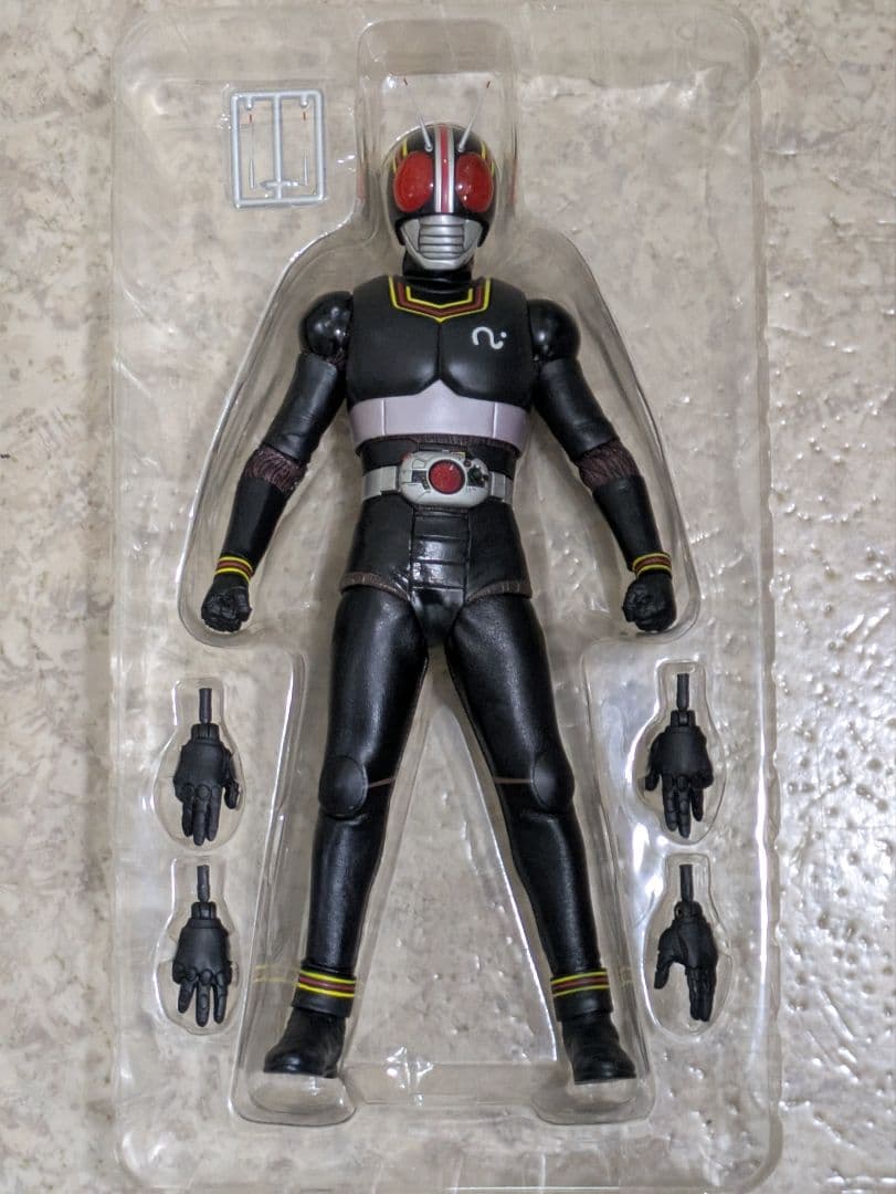 RAH 仮面ライダーBLACK (2008)＆ シャドームーン (2009) - メルカリ