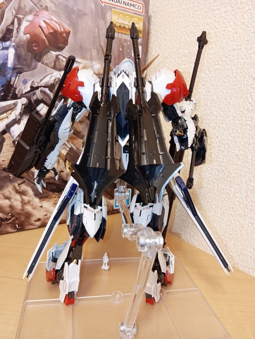 MGバルバトスルプス 全塗装完成品 アクションベース8付き - メルカリ