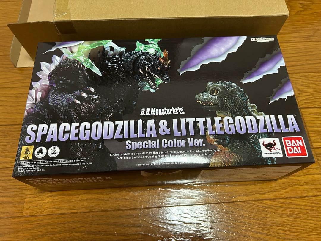 S.H.MonsterArts スペースゴジラ＆リトルゴジラ