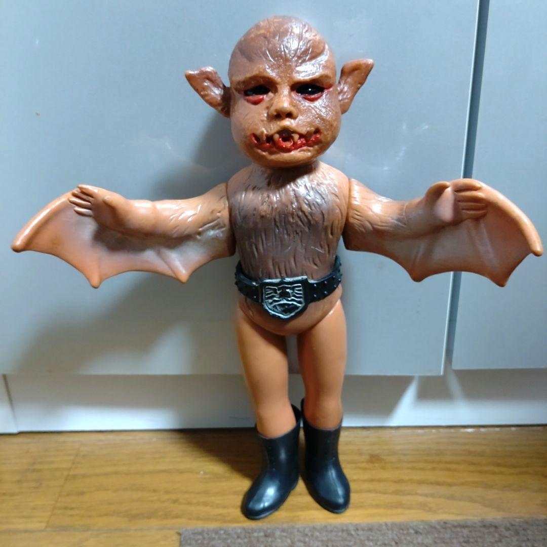 旧バンダイ 怪人コウモリ男 当時物 Yahoo!オークション -「コウモリ男」(ソフビ) (ビンテージ)の落札相場