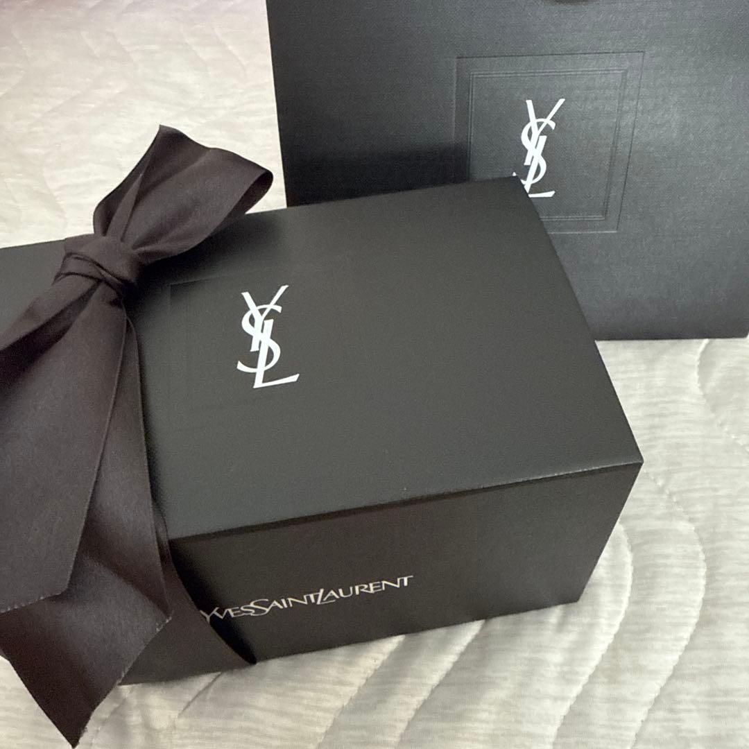 Yves Saint Laurent 【MYSLF オーデパルファム】