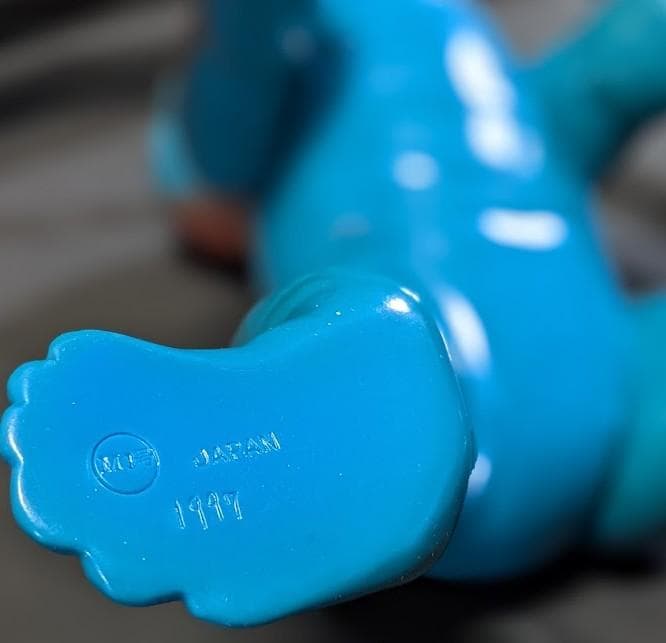 トドラ「ウルトラQ」登場怪獣（M1号）ソフビフィギュア - メルカリ