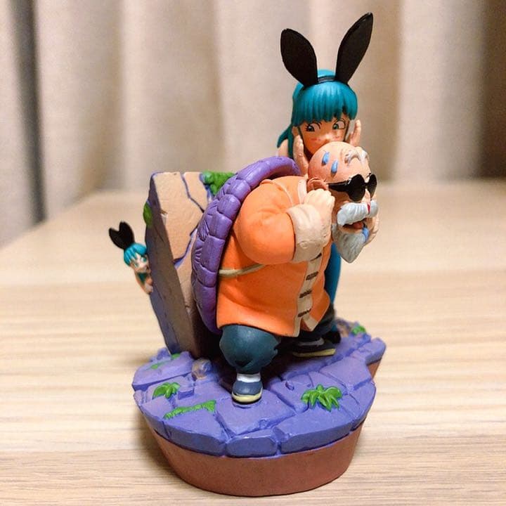 ドラゴンボールフィギュア ぱふぱふ亀仙人&ウーロン - メルカリ