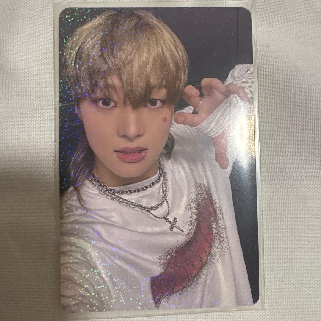 &TEAM EJ FIRST HOWLING トレカ ホログラム NOW - メルカリ