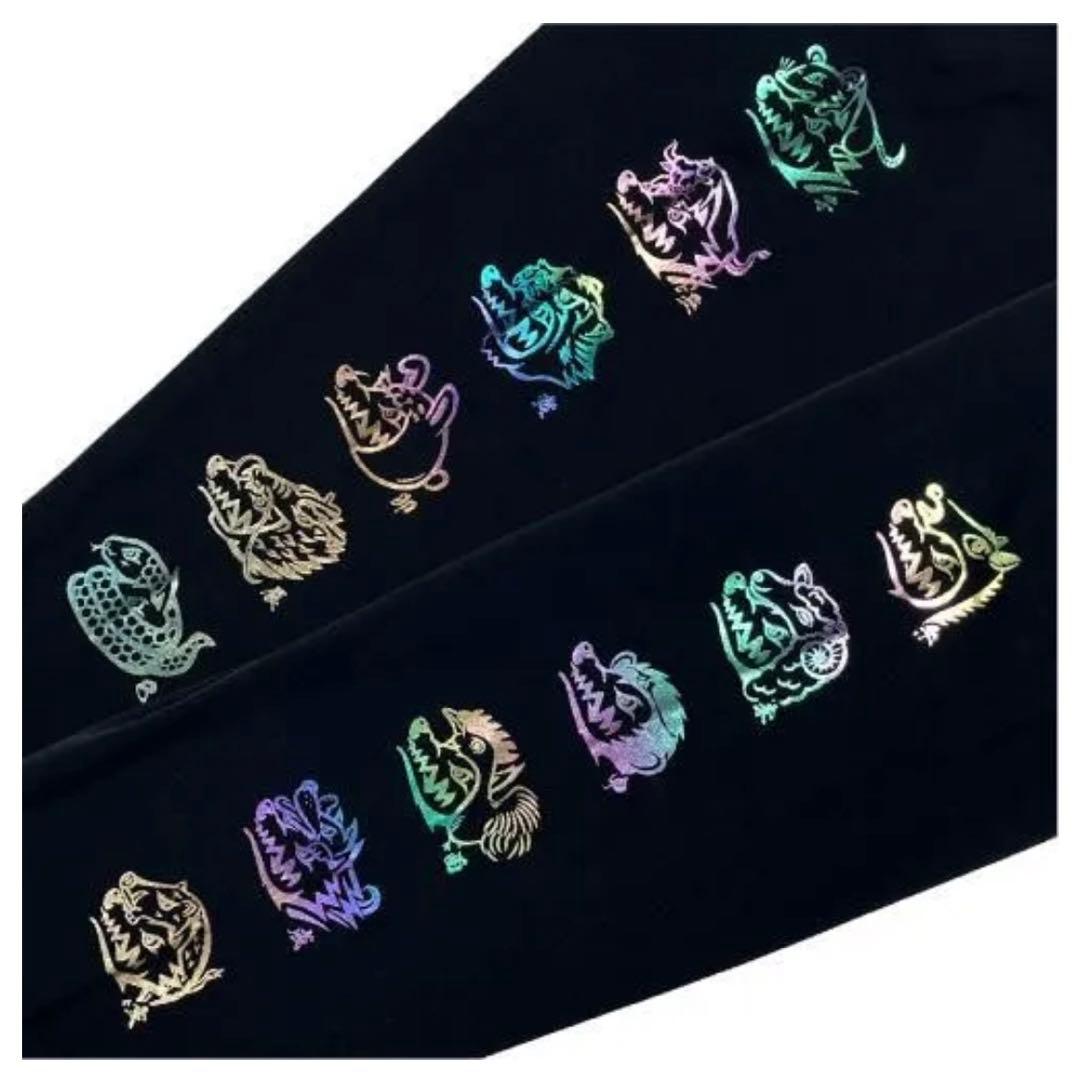 マンウィズ Too many ゴッツ ロンT（ブラック×ホログラム） XL - メルカリ