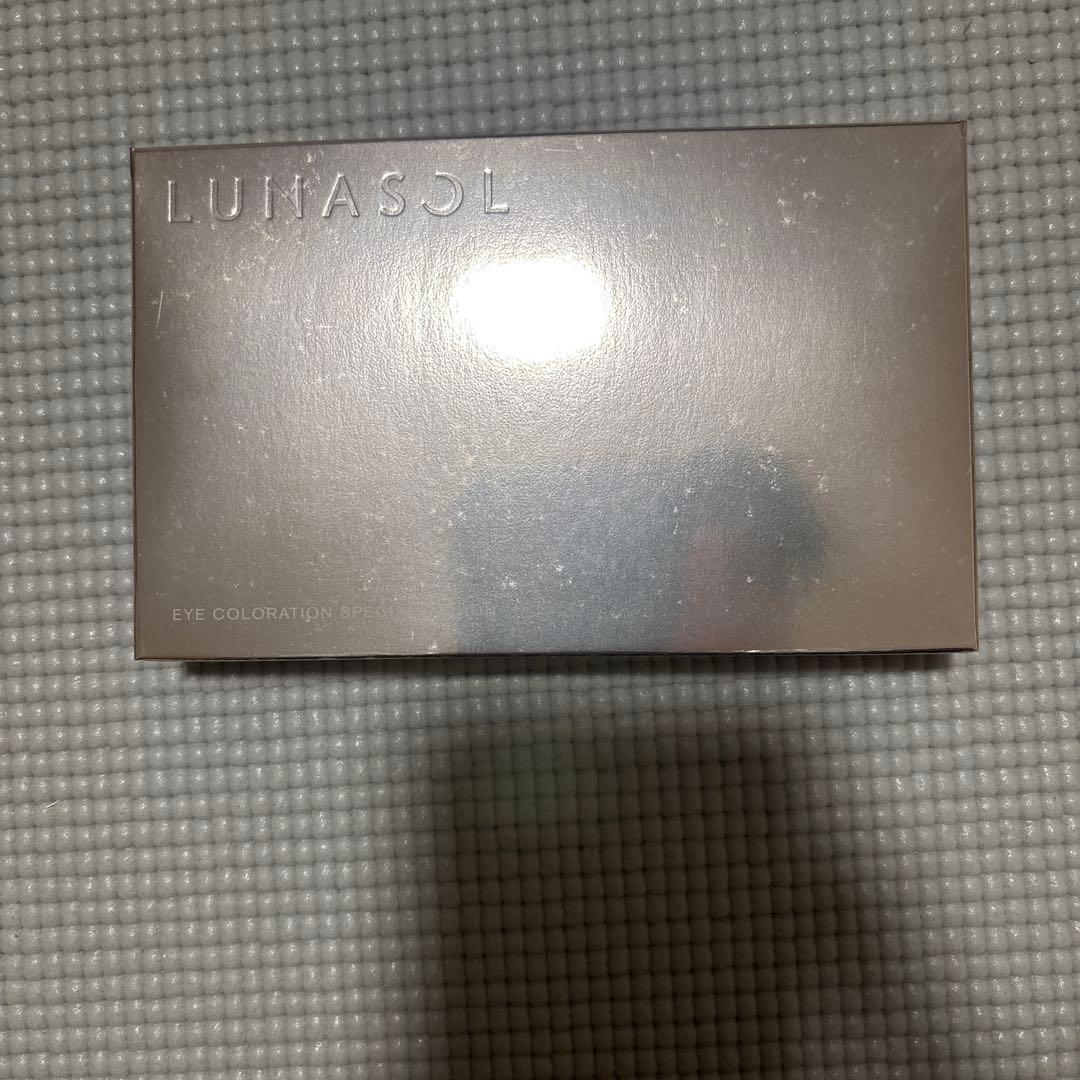 LUNASOL ルナソル アイカラーレーション スペシャルエディション
