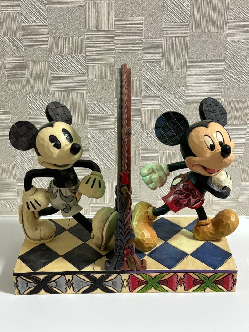 最終値下げ! ディズニー　生誕80周年記念フィギュア　みんなのアイドルミッキー ミッキー&ミニーのフィギュアリン（ディズニーシー20周年デザイン