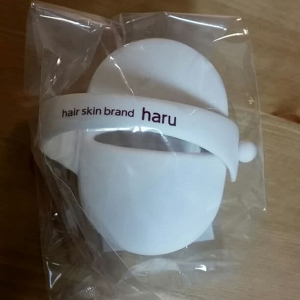 新品　シャンプーブラシ　haru