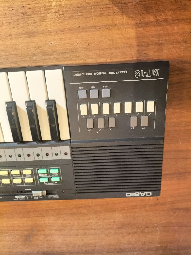 希少Casio MT-18☆レトロミニシンセサイザー☆昭和レトロ☆日本製