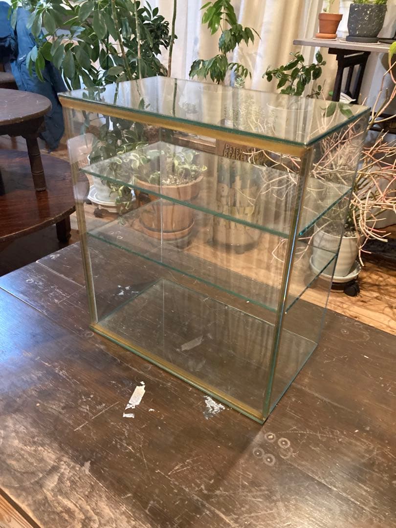 昭和レトロ　ガラスショーケース　中棚2段　ディスプレイケース　背面引戸