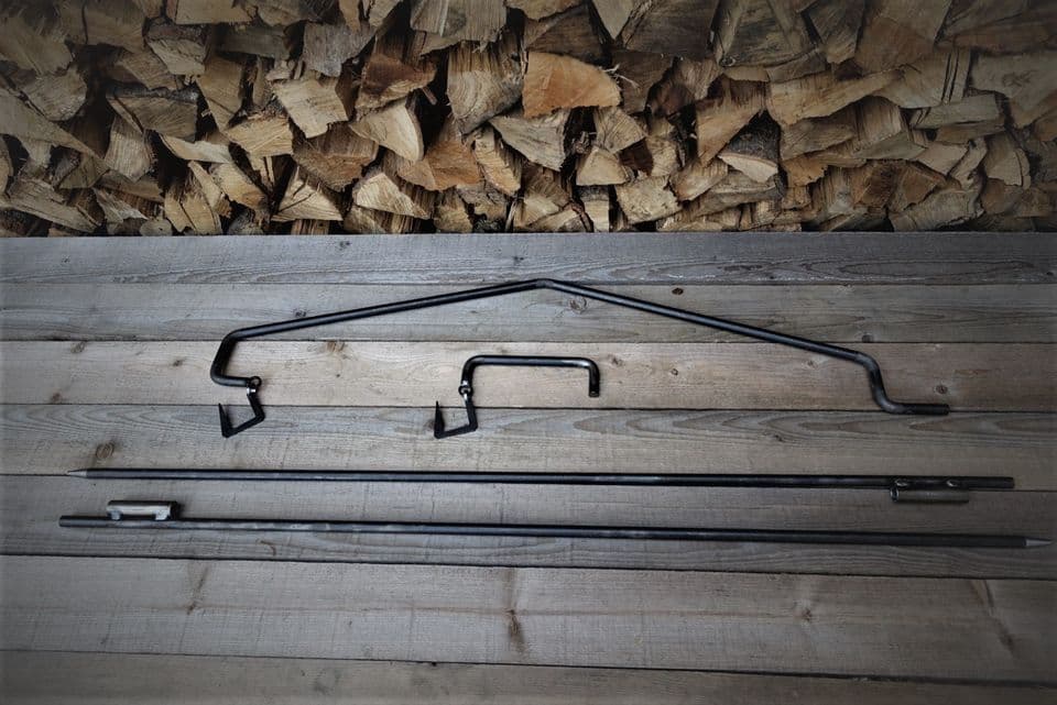 山賊マウンテンshockショックセット//サンゾクマウンテン 山賊マウンテンのランタンハンガー【shock】でサイトの雰囲気がガラリ