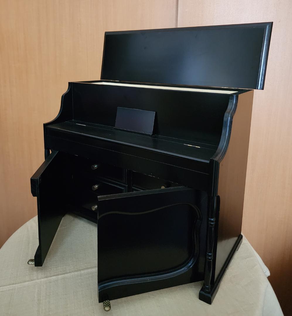 希少 ピアノ オルゴール ジュエリーボックス 宝石箱 アンティーク 大容量 置物