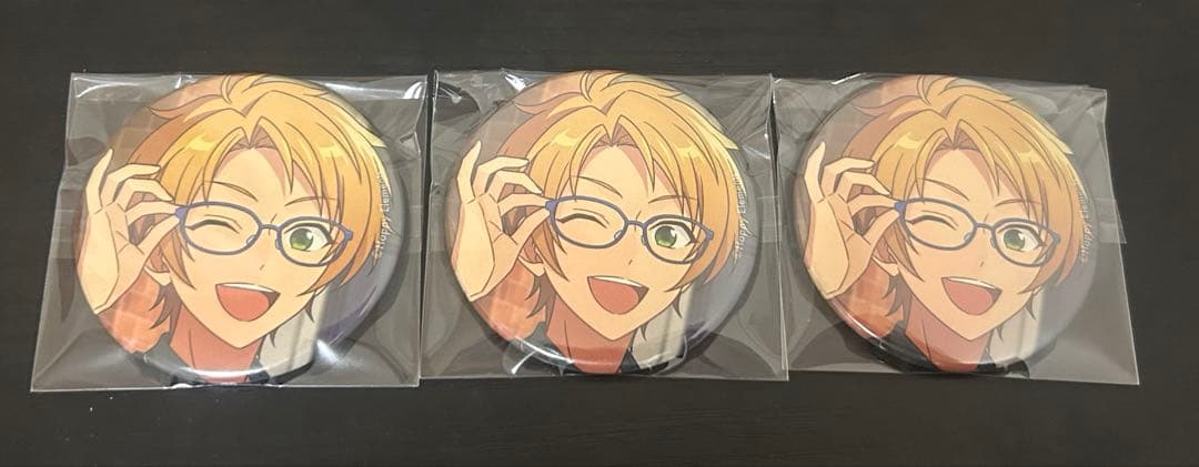 あんスタ☆缶バッジ☆遊木真 - メルカリ