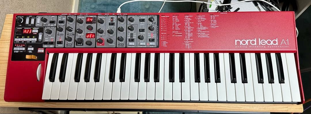 Nord Lead A1 49鍵 シンセサイザー 赤