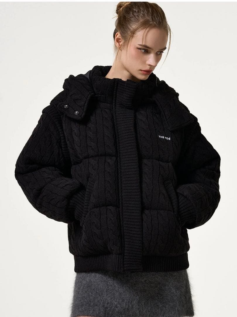 つ*し様 【公式完売品】THETOE SHARD KNIT DOWN ブラック - メルカリ