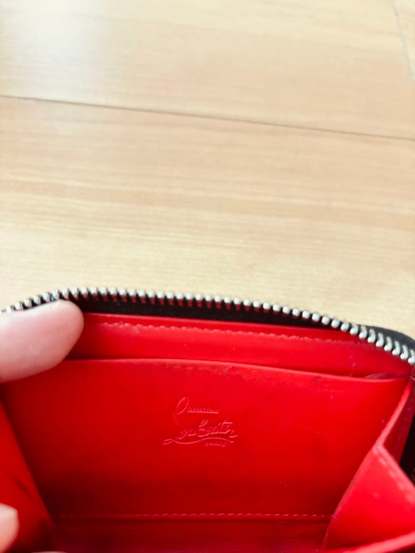 美品】クリスチャンルブタン クラフトロゴ コインケース 財布 ラウンド