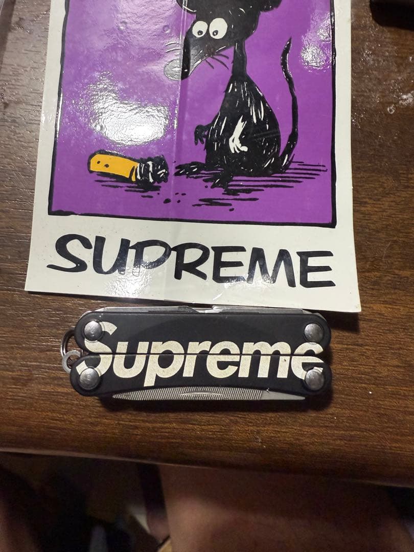 小物 Supreme/Leatherman Squirt PS4 Multitool