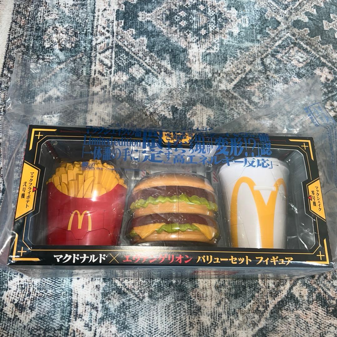 マクドナルド ミニチュアフィギュアセット - メルカリ