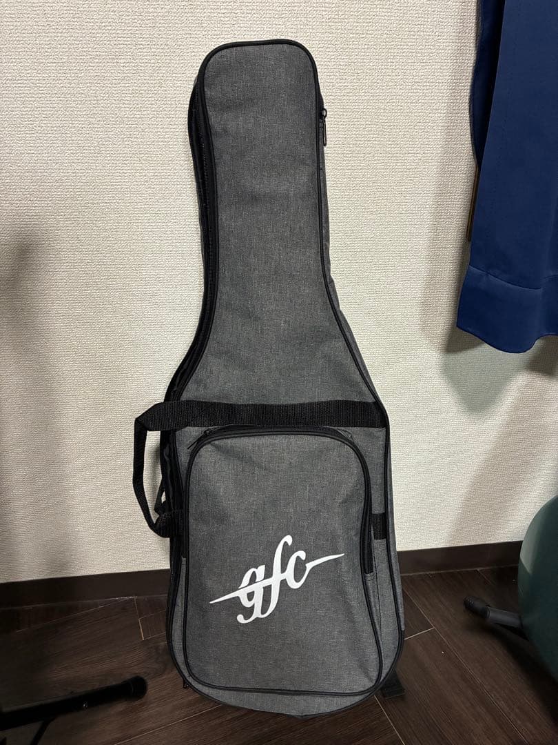 Guitar Factory gfc GHL-300 ヘッドレスギター 黒 - メルカリ