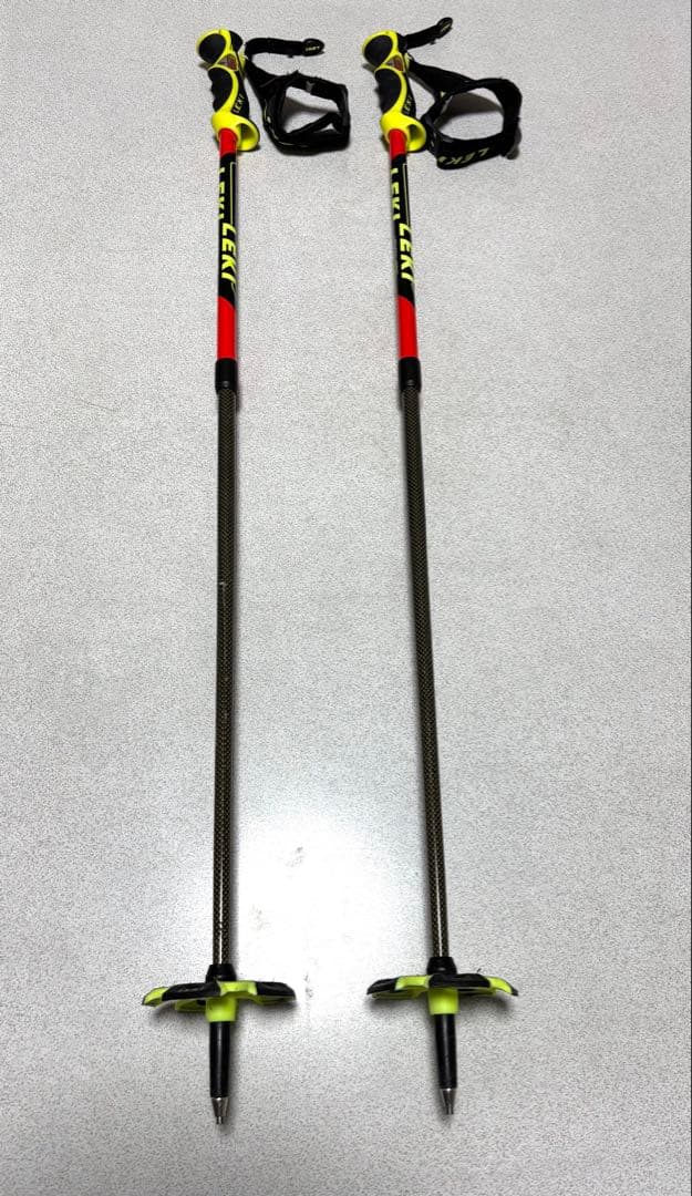 LEKI レキ　VENOM VARIO 3D ヴェノムバリオ　カーボン