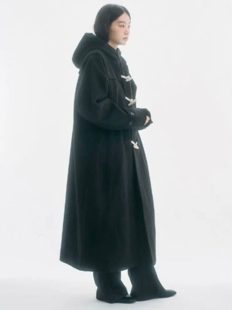 FEKETE ハイフードロングダッフルコート　ブラック　Mサイズ