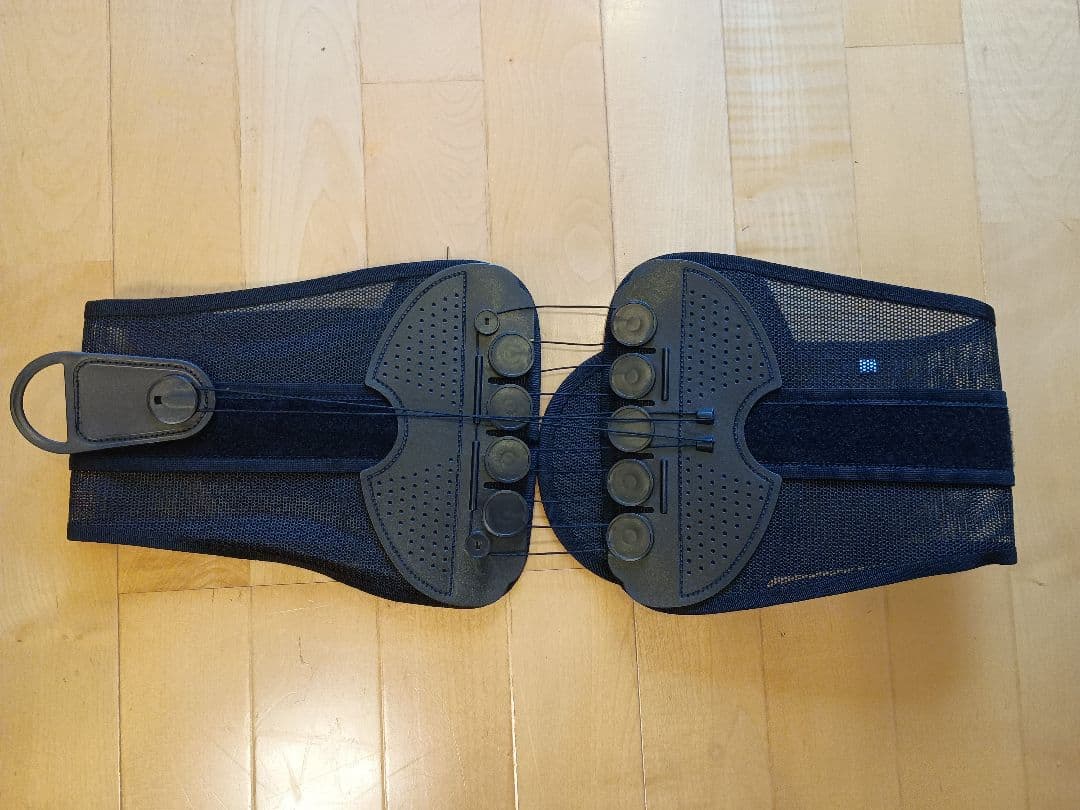 新品 腰痛サポートベルト メッシュ 黒 ASSiST（アシスト） 腰痛ベルト コルセット 腰痛サポートベルト