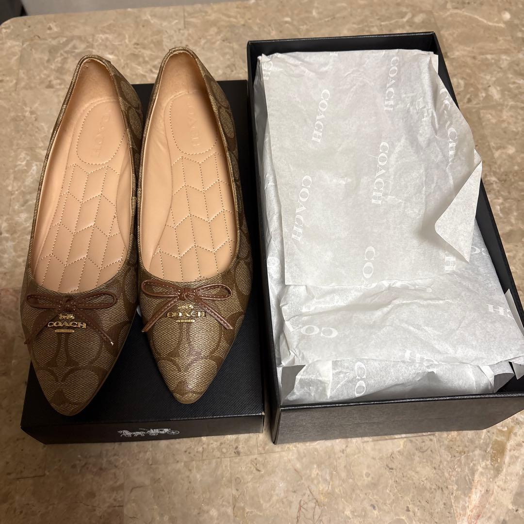【ほぼ未使用】COACH ローヒール パンプス