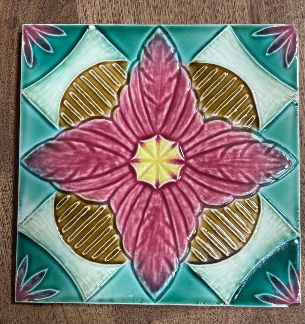 マジョリカタイル　ダントー