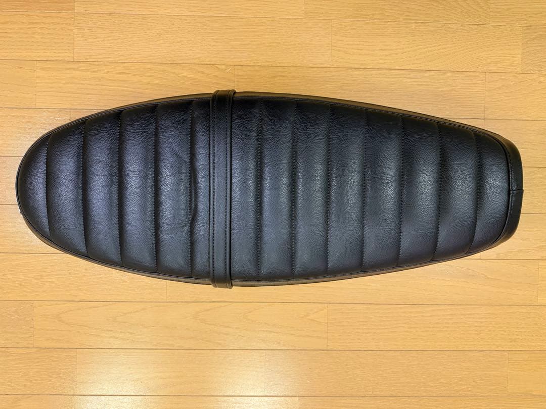 TRIUMPH トライアンフ　純正オプションシート　ブラック